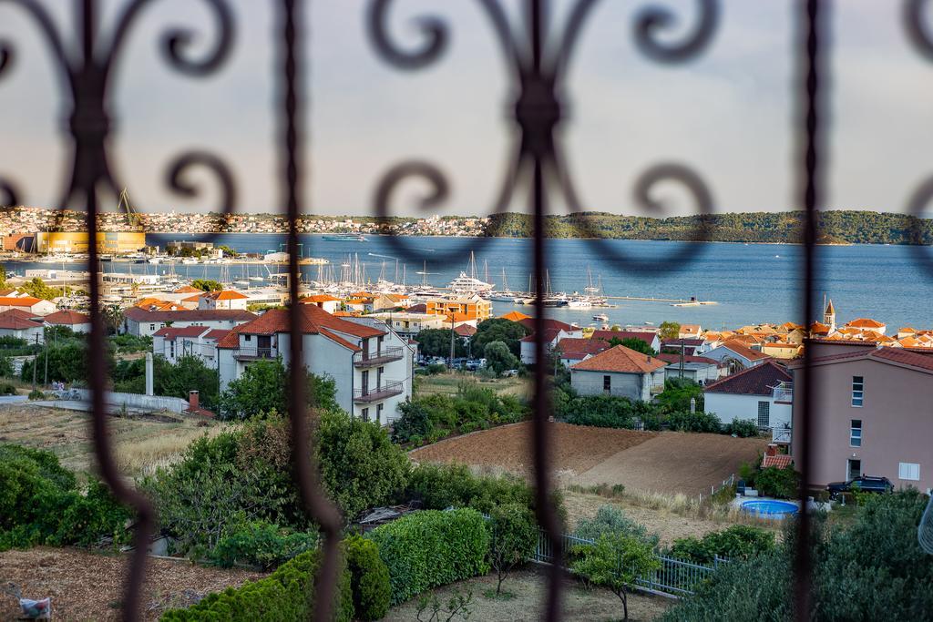 Apartment Drazena Trogir Bagian luar foto