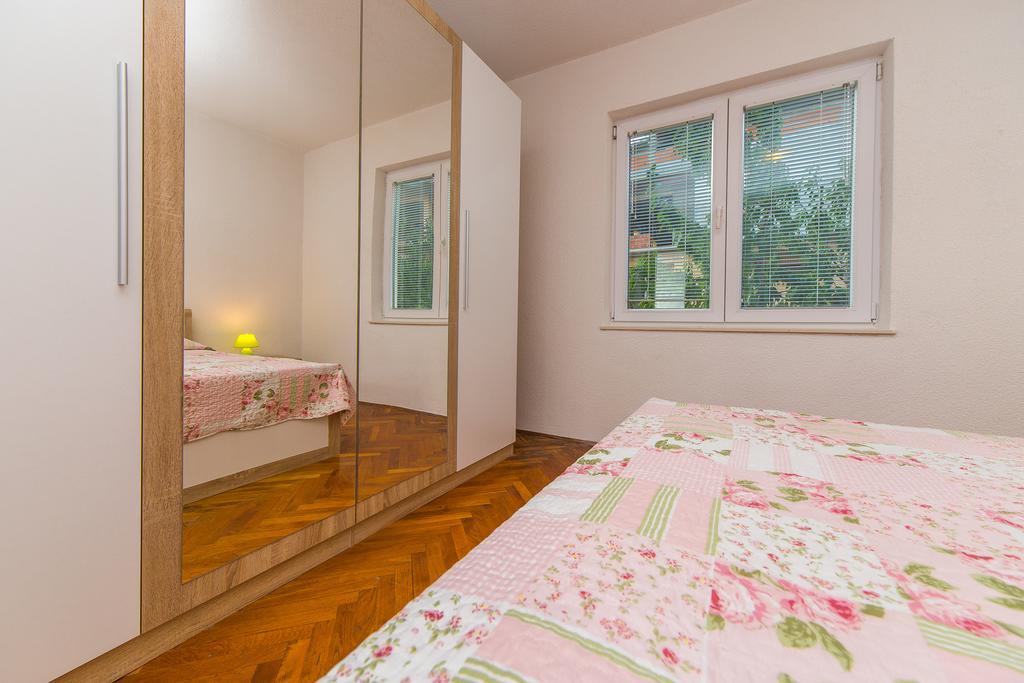 Apartment Drazena Trogir Bagian luar foto