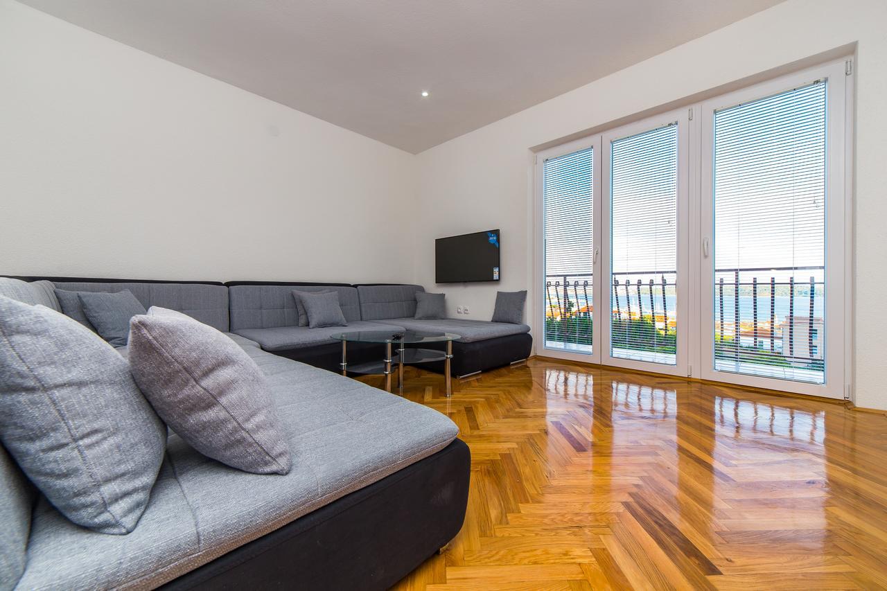 Apartment Drazena Trogir Bagian luar foto