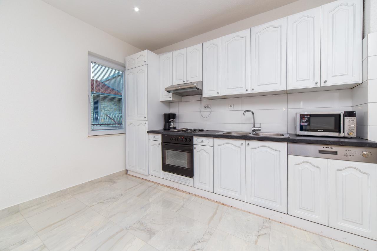 Apartment Drazena Trogir Bagian luar foto