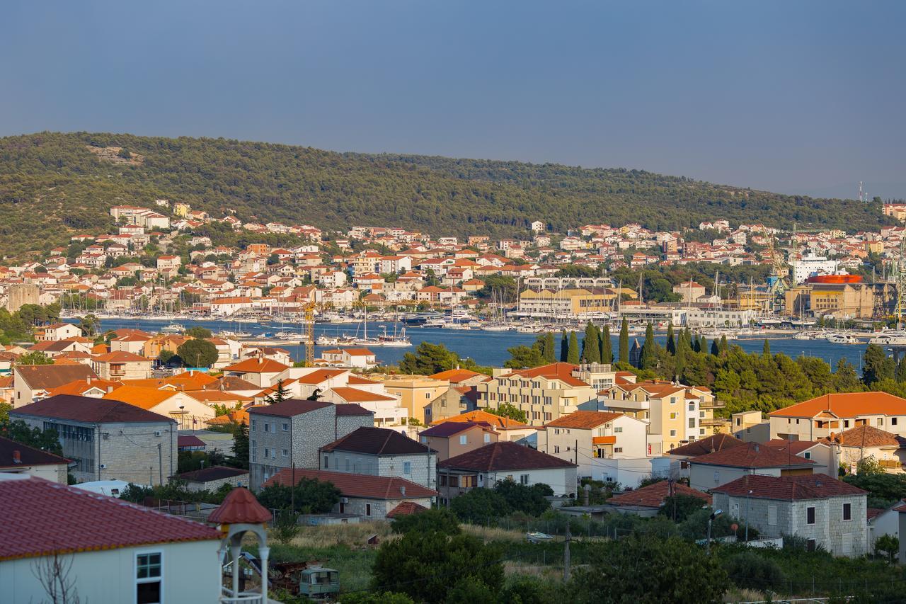 Apartment Drazena Trogir Bagian luar foto