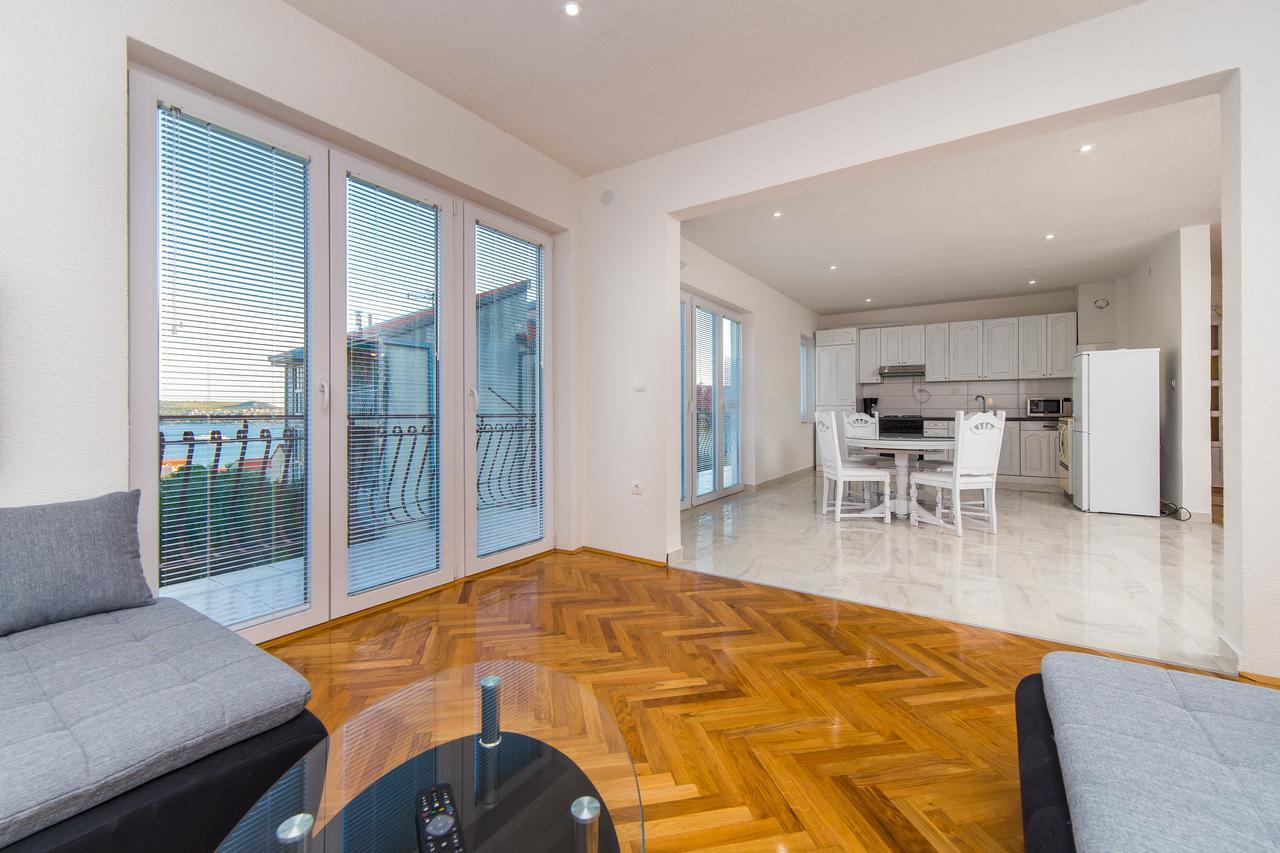 Apartment Drazena Trogir Bagian luar foto